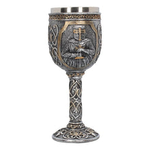 Load image into Gallery viewer, Skull Hold Sword Knights Medieval Beer Mug
