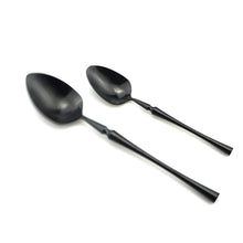 Load image into Gallery viewer, Retro Luxury Black Cutlery 18/10 Stainless Steel Dinnerware