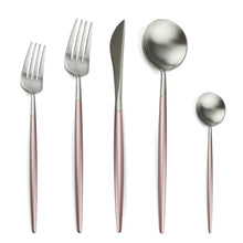 Load image into Gallery viewer, Royal Black Golden Dinnerware 30pcs Cutlery Set