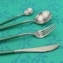 Load image into Gallery viewer, Cutlery Set Stainless Steel 16Pcs 18/10 Dinnerware