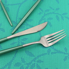 Load image into Gallery viewer, Cutlery Set Stainless Steel 16Pcs 18/10 Dinnerware