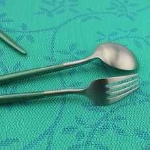 Load image into Gallery viewer, Cutlery Set Stainless Steel 16Pcs 18/10 Dinnerware