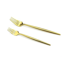 Load image into Gallery viewer, Royal 18/10 Stainless Steel 20-Piece Gold Cutlery